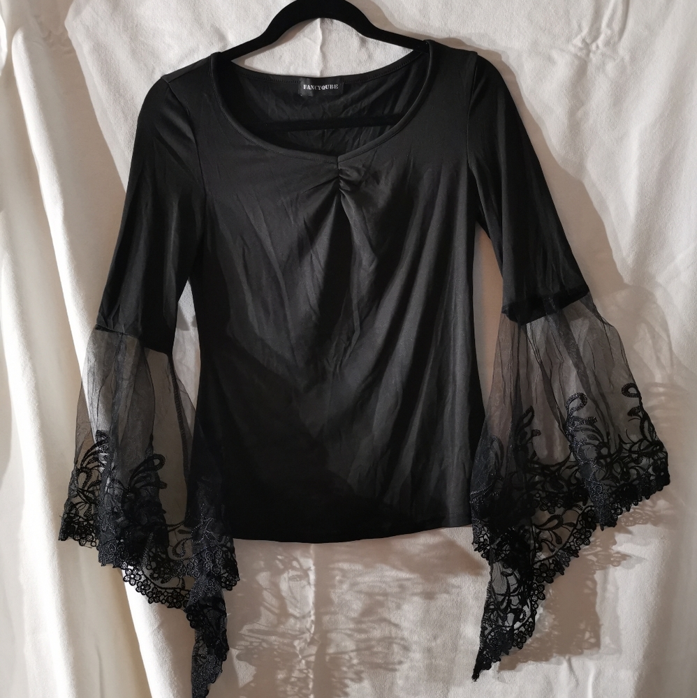 Fancyqube Black Longsleeve Lace Top
